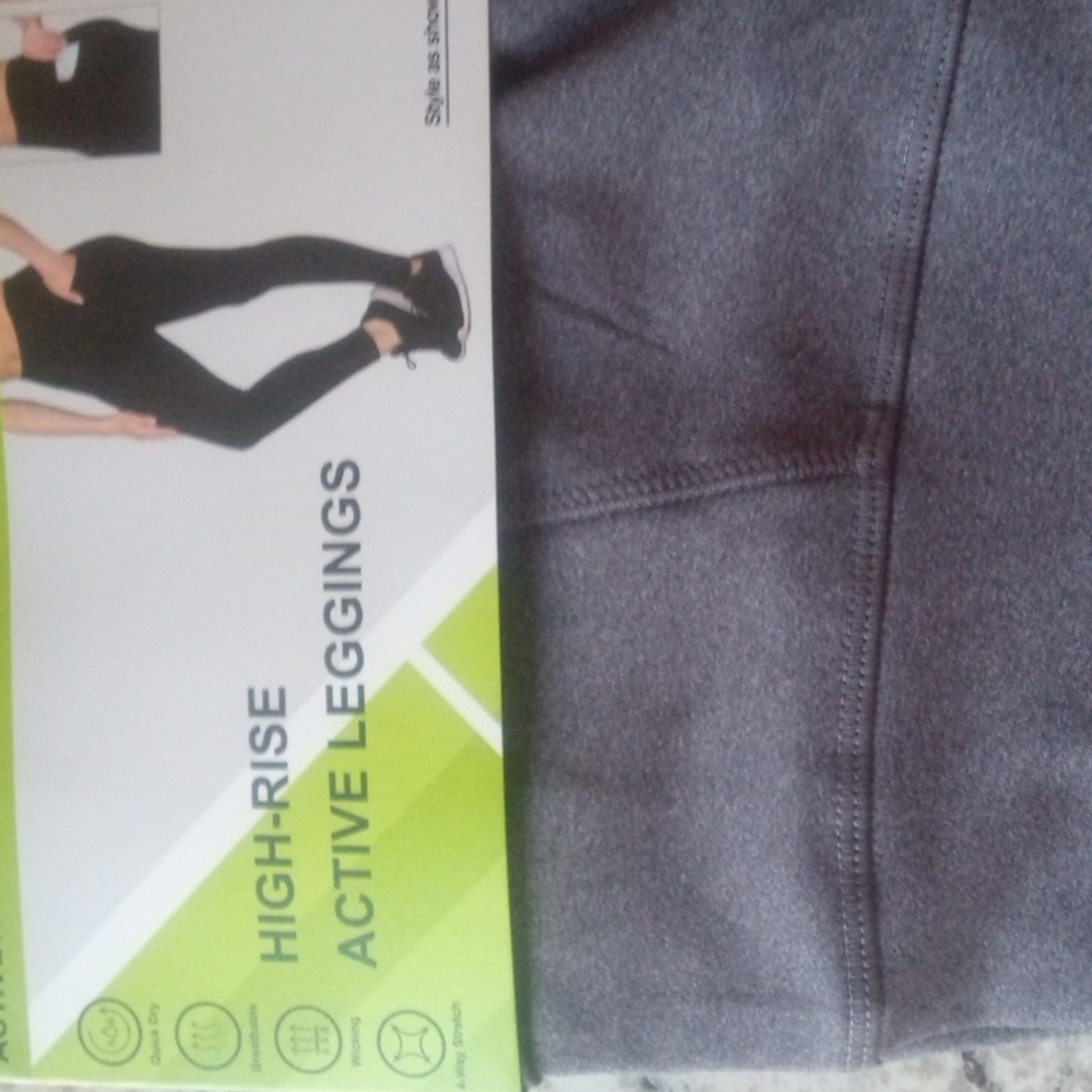 Lildy® Activewear High-Rise Active Leggings with side pockets size s-m